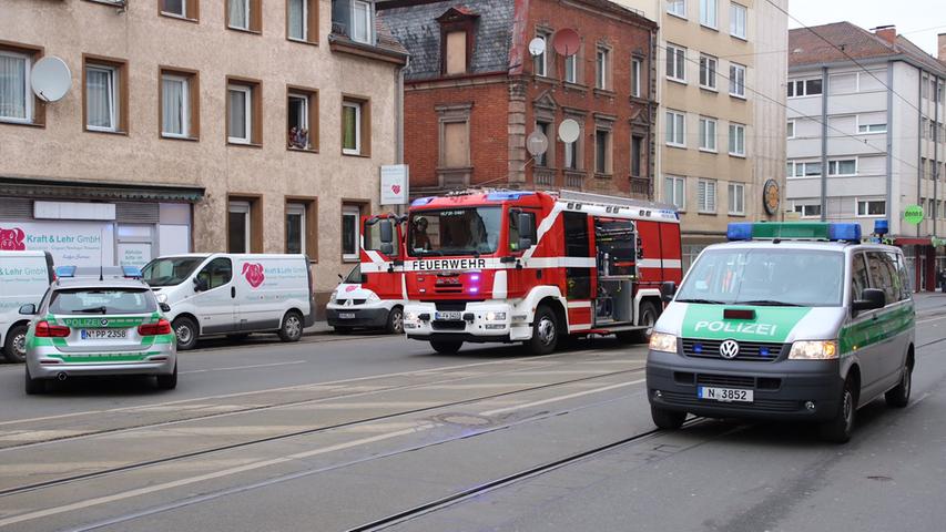 Tödlicher Unfall in der Südstadt: Frau läuft vor Straßenbahn