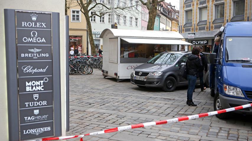 Drei Bewaffnete überfallen Bamberger Juweliergeschäft