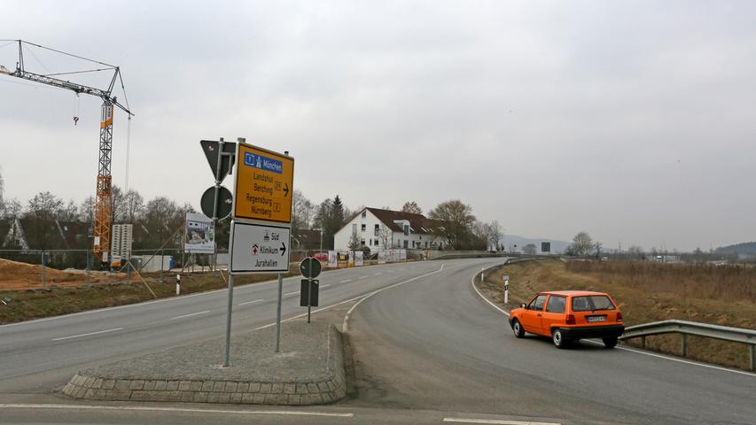 Der Ausbau startet am Blomenhof-Kreisel in Neumarkt.
