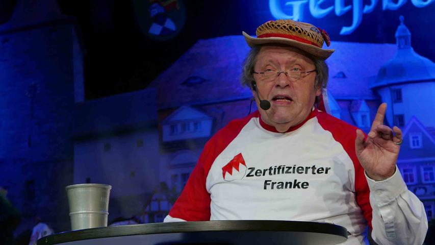 Als „zertifizierter Franke“ schaut das Urgestein in der Geißbock-Bütt, Heinz Haffki, seinen Volksstamm „aufs Maul“.