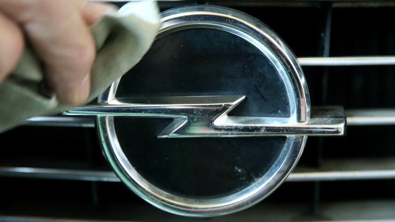 Auch Opel muss nun im Diesel-Skandal zu den manipulierten Modellen Stellung beziehen.