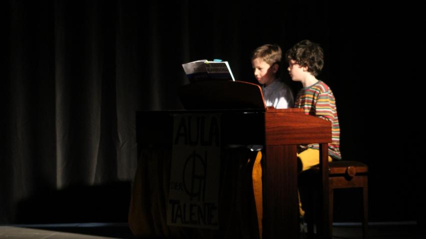 Thomas Nolting und Jan Bieberle spielten Klavier.