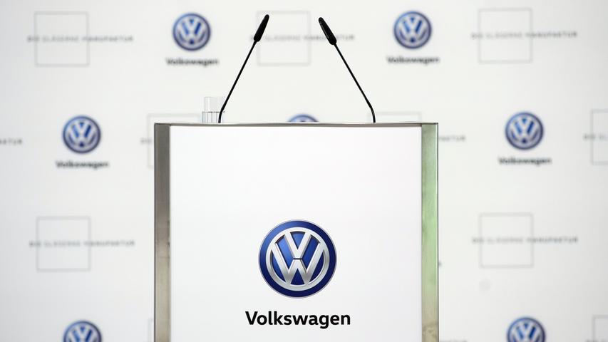 17. November 2016: VW stellt sein Reformpaket vor. Es beinhaltet bis 2025 die Schaffung von 9000 neuen Stellen - aber gleichzeitig den Abbau von 30.000 Stellen.