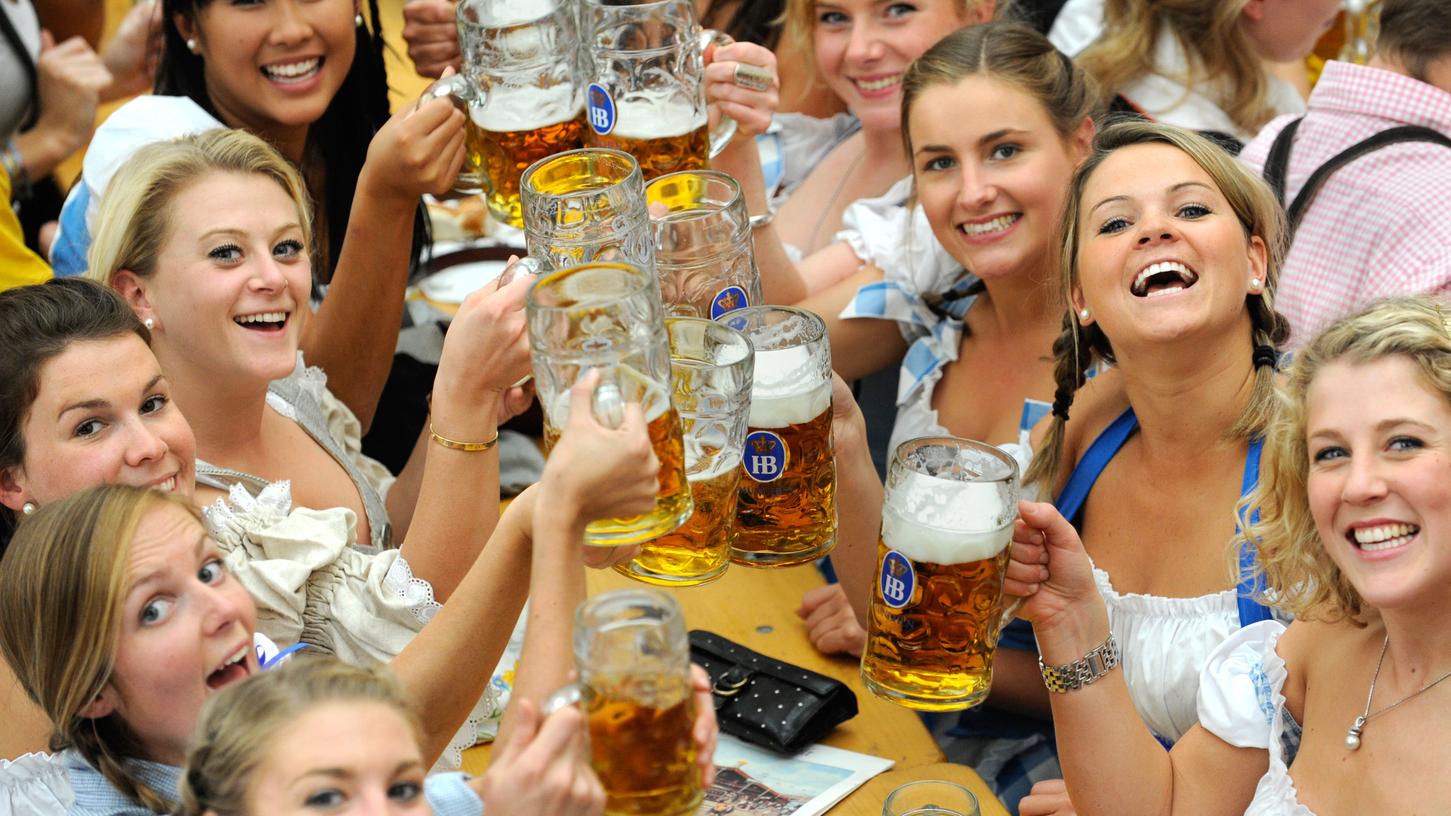 Bier gehört zu Bayern und Franken wie die Bratwurst und Weißwurst.