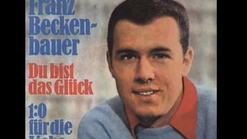"Du bist das Glück" auf Seite A und - ganz Fußballer - "1:0 für die Liebe" säuselte der junge Franz Beckenbauer auf dieser Single.