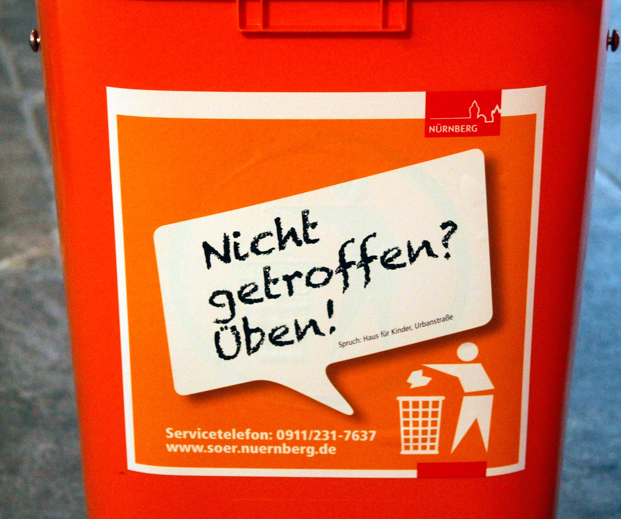 Diese lustigen Sprüche sind jetzt auf Nürnbergs Mülltonnen