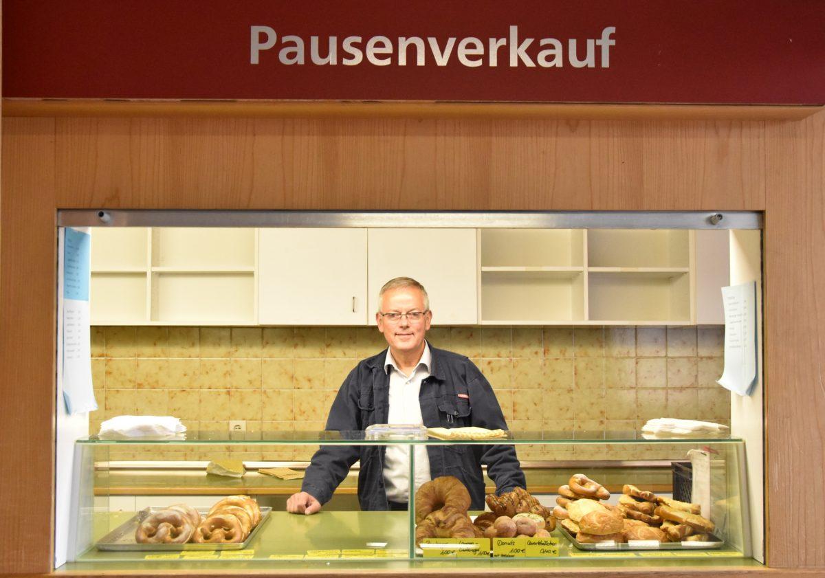 Adieu, Herr Wolf: Ein Hausmeister geht in Ruhestand