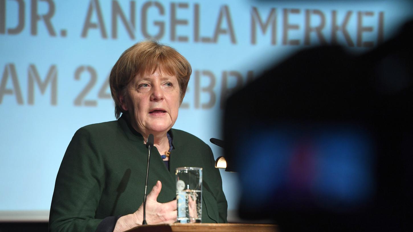 Bundeskanzlerin Merkel hält zur 