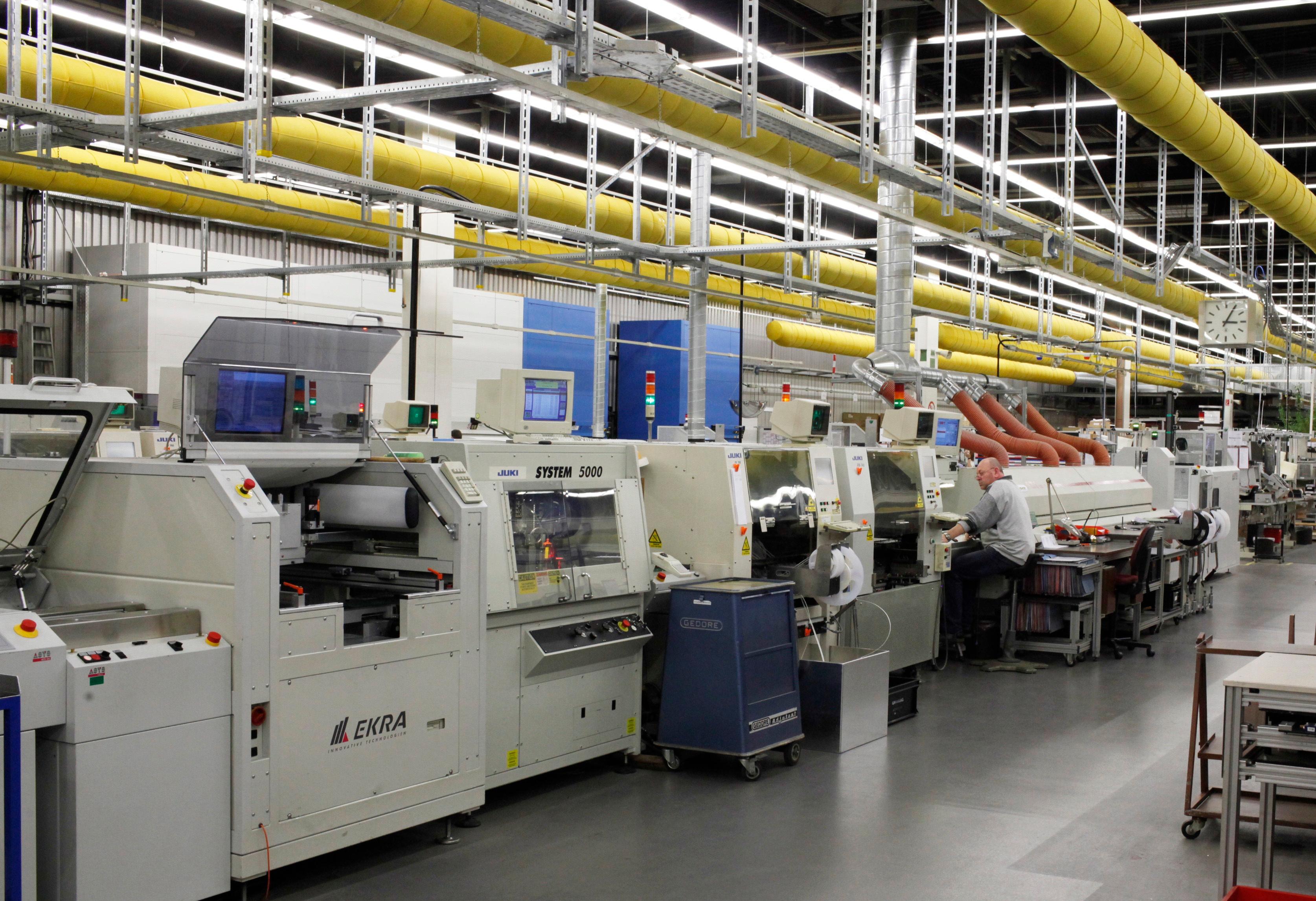 Grundig SAT Systems ist einer der gr&ouml;&szlig;ten Produzenten von professioneller Kopfstationstechnik f&uuml;r TV-Empfang in Deutschland.