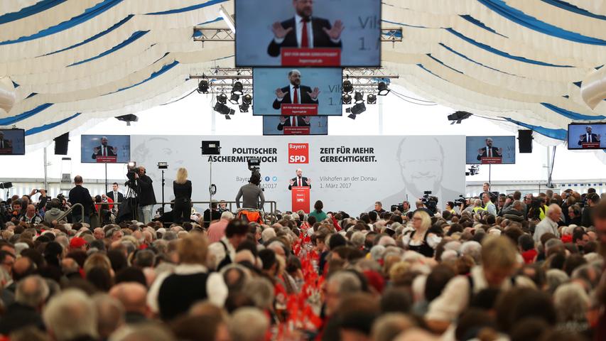 Vom SPD-Landesvorsitzenden Florian Pronold wurde Martin Schulz als "kommender Bundeskanzler" präsentiert.