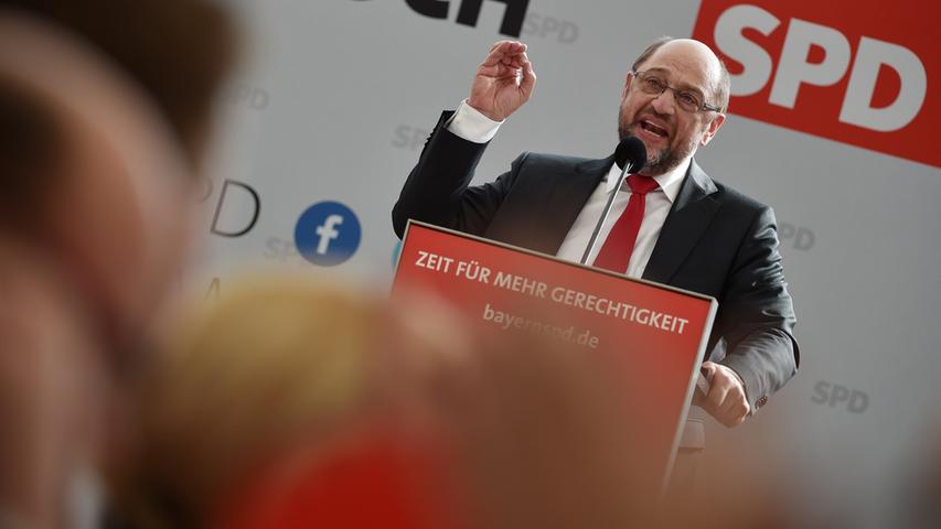 Martin Schulz scheint sich seiner Sache schon ziemlich sicher zu sein. In seiner Rede machte er den Genossen Mut: "Am 23. September gehen wir auch ins Bett und wir wachen auf:  mit dem Wahlsieg der SPD."