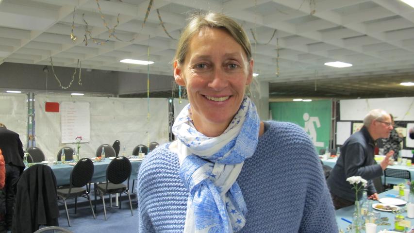 Katja Schatz, Helferin bei den Deutschkursen: „Ich habe zuvor nie Unterricht gegeben. Aber angesichts des Flüchtlingsdramas wollte ich irgendetwas tun. Ich hatte das Gefühl: Da sind Menschen in großer Not - und uns geht es so gut, dass wir etwas abgeben können.“