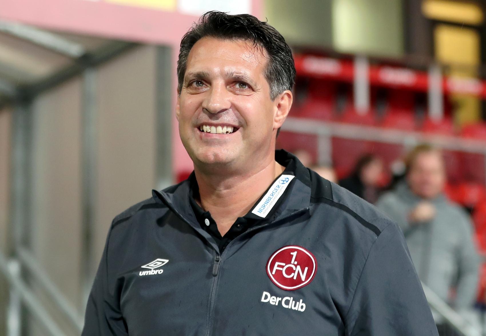 Es folgt das nächste Frankenderby, diesmal gegen den unterfränkischen Emporkömmling aus Würzburg. Und wieder geht der Club nicht als Sieger hervor. Even Hovlands Kopfball rettet den Hausherren in der Schlussminute immerhin einen Punkt. Die Moral stimmt - auch wenn fußballerisch einiges im Argen liegt.