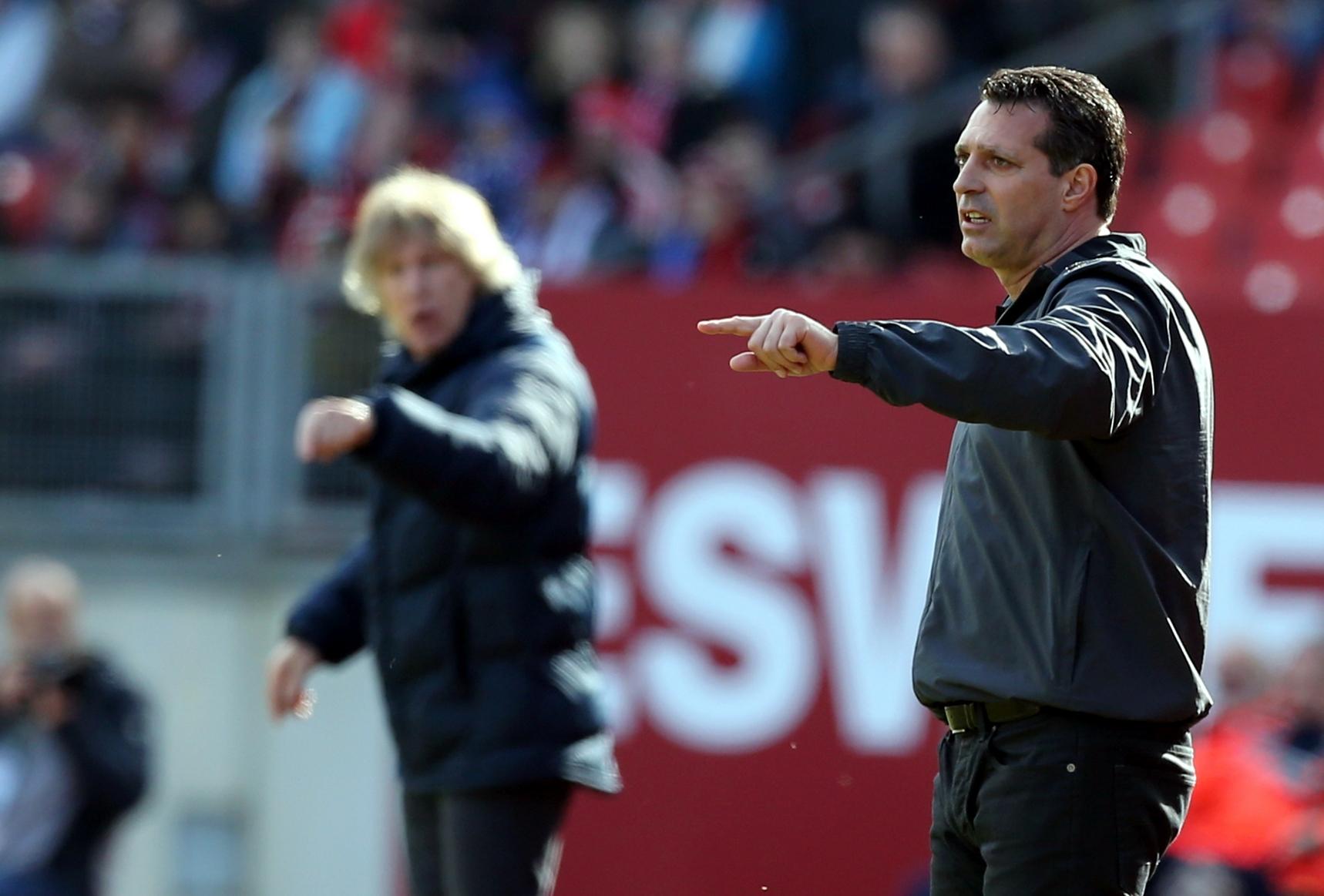 Gegen von Ex-Trainer Gertjan Verbeek trainierte Bochumer wollte der Schwartz-Club anschießend in Erfolgsspur zurück und dabei zugleich seine in dieser Saison eklatante Heimschwäche beheben. In einer niveauarmen Auseinandersetzung in Nürnberg behielt jedoch der VfL mit 1:0 die Oberhand. "Wie sagt man hier immer? Der Club is a Depp, aber ich moch ’nern. Der Trainer ist auch immer der Depp. Ob die zweite Hälfte auch auf mich zutrifft, das weiß ich nicht.", sollte Schwartz wenige Tage später sagen. Auf dem Programm...