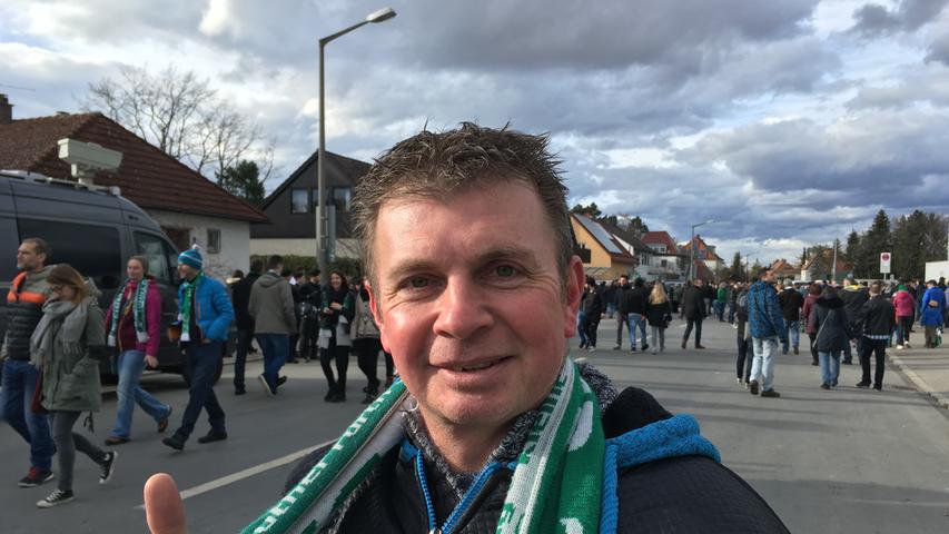 "Das Spiel war von beiden Seiten eher reserviert. Der Glücklichere hat gewonnen. Das ist mein nüchternes Fazit.", stellt der 43-jährige Thomas aus Fürth fest.