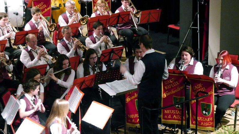 Stadtkapelle Frankenland überzeugt beim Frühjahrskonzert Stadtkapelle Frankenland überzeugt beim Frühjahrskonzert