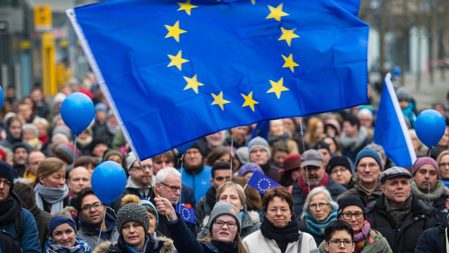 Demo: Nürnberger wollen die EU wieder sexy machen