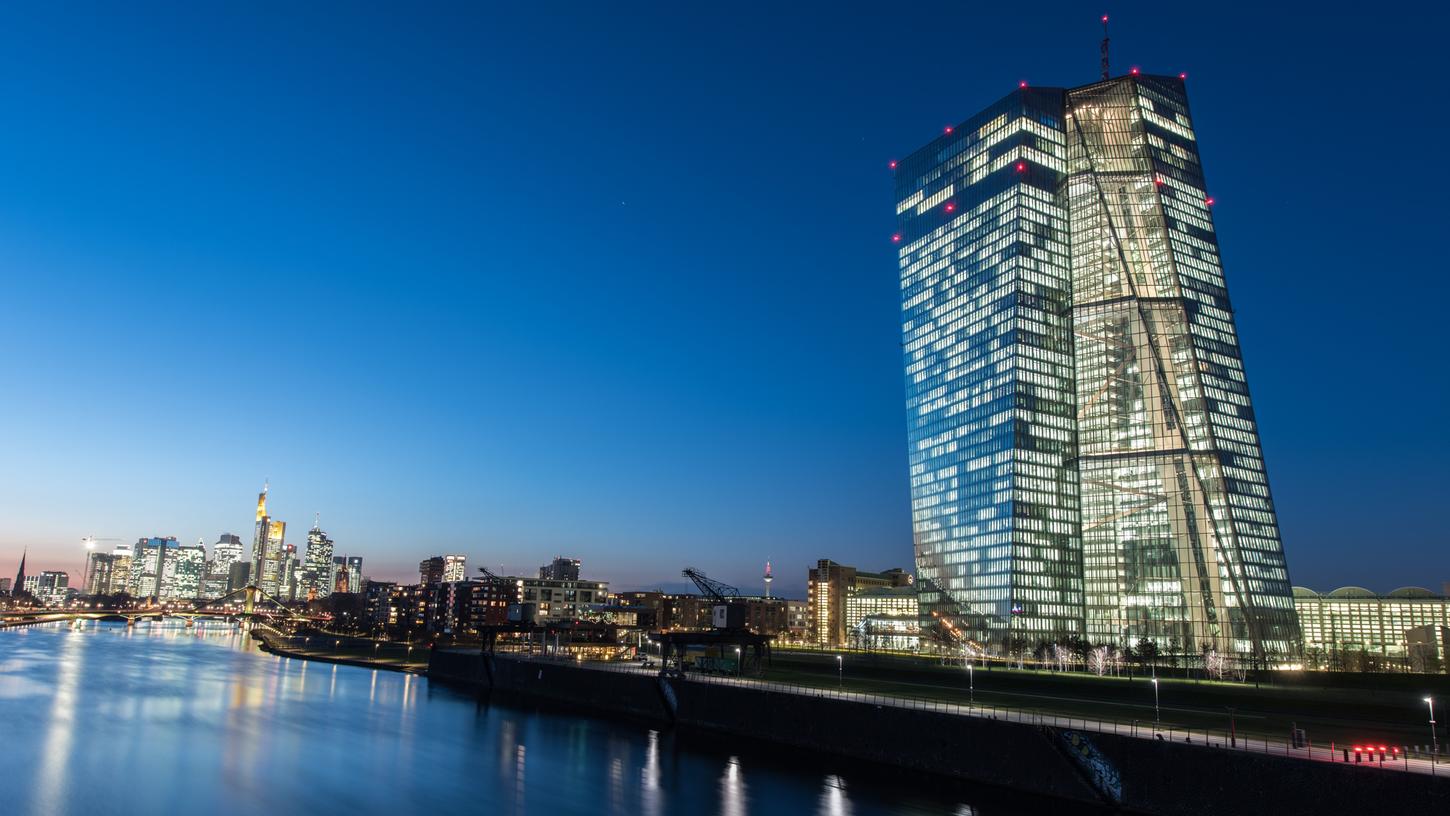 Trotz Inflationsrate: EZB belässt Leitzins auf Rekordtief