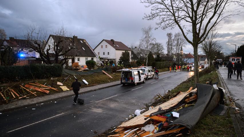 Bilder der Zerstörung: Tornado wütet in Unterfranken