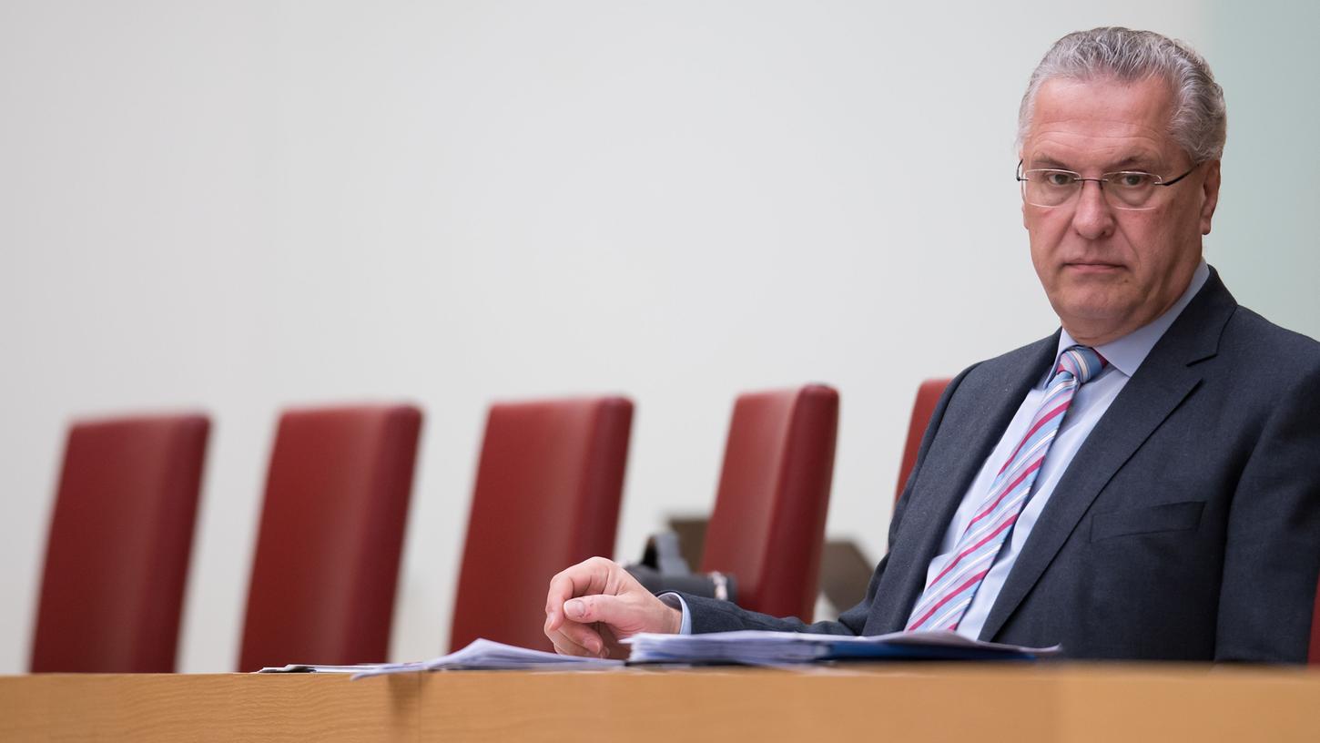 Fast zwei Drittel aller Straftaten würden aufgeklärt, erklärte Innenminister Joachim Herrmann (CSU) am Montag. Fast zwei Drittel aller Straftaten würden aufgeklärt, erklärte Innenminister Joachim Herrmann (CSU) am Montag.