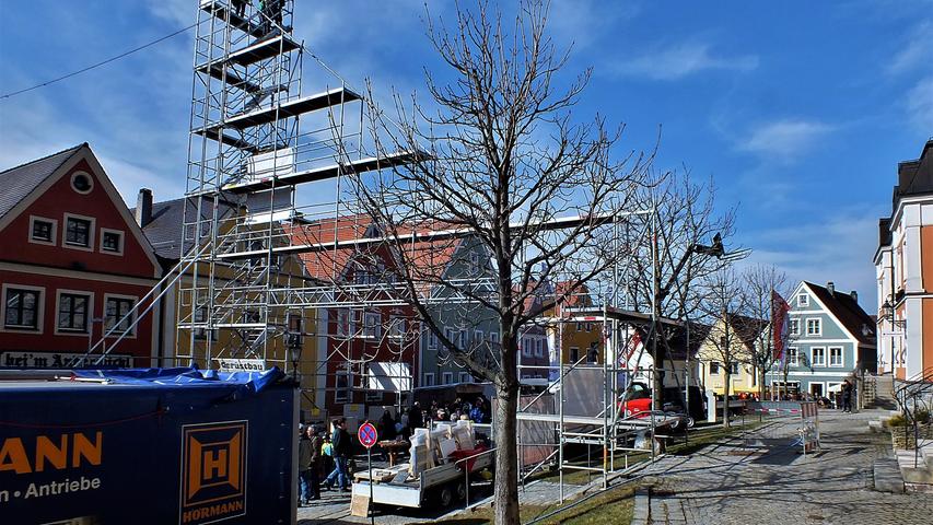 Frühlingswetter und frische Ideen: Die Stadt Velburg stand am Sonntag ganz im Zeichen der 21. Gewerbeschau.