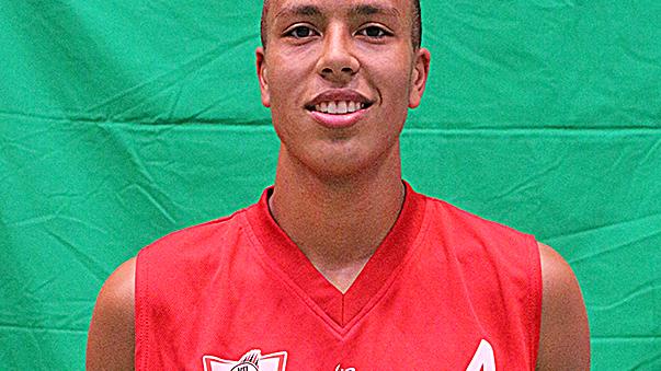 Setzte seine Mitspieler gut in Szene: Nico Jahnel vom VfL. Setzte seine Mitspieler gut in Szene: Nico Jahnel vom VfL.