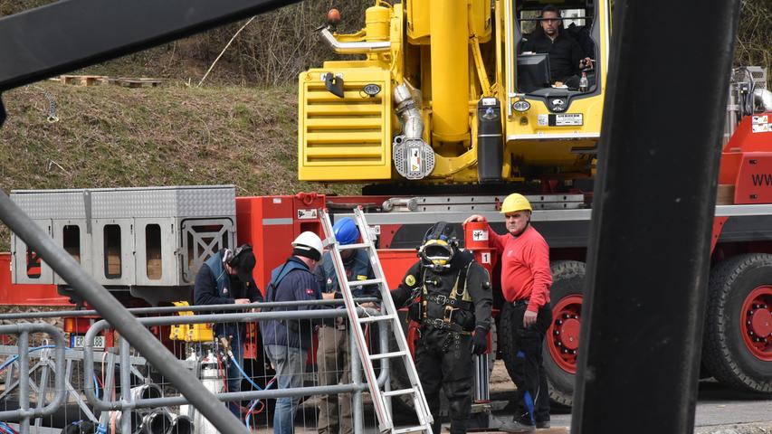 Trockene Angelegenheit im Main-Donau-Kanal: So liefen die Arbeiten an der Schleuse in Forchheim 2017