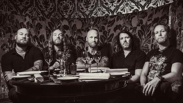 Dark Tranquillity ist eine Melodic-Death-Metal-Band aus Schweden. Die Jungs sind schon seit 30 Jahren aktiv.