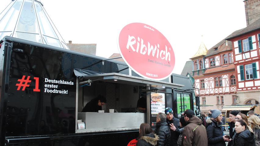 RoundUp auf dem Marktplatz: Food Trucks rollen in Schwabach an