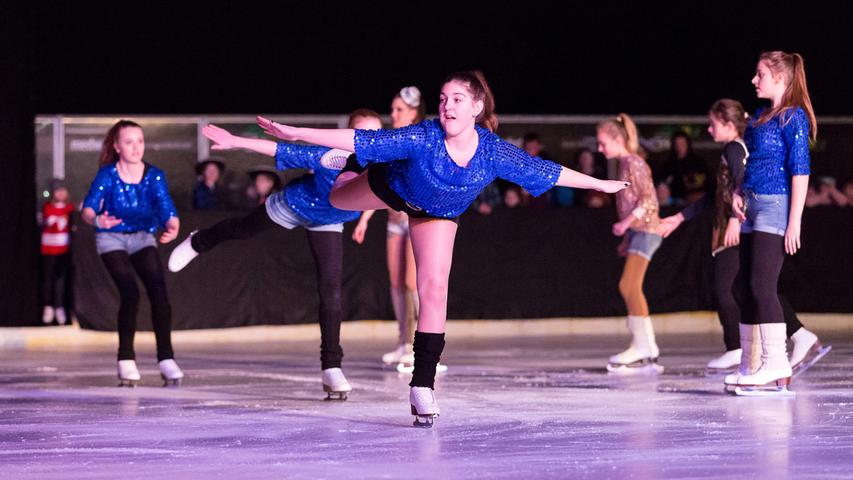 Gala on Ice: Eiskunstläufer reisen in Höchstadt durch die Zeit 