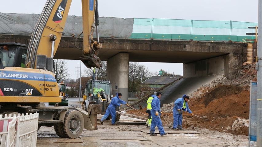 Forchheim: Autobahnbrücke an der A73 abgerissen
