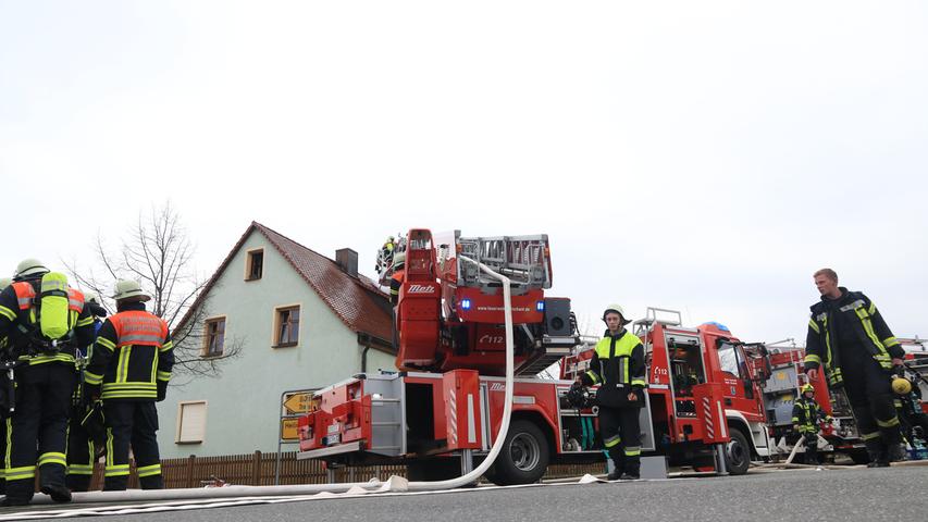 Dachstuhl in Buttenheim bei Bamberg brannte