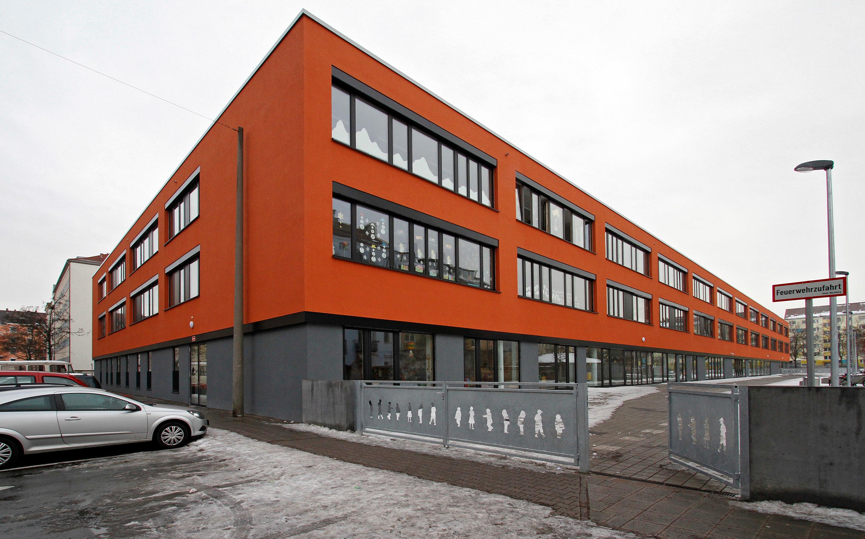 Die Kopernikusschule befindet sich am Maffaiplatz im Stadtteil Galgenhof. Zur Homepage der Kopernikusschule.