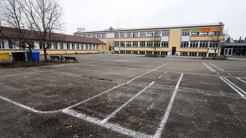 Die flexible Grundschule in der Holsteiner Straße ist gleichzeitig Inklusionsschule. Zur Schul-Homepage.
