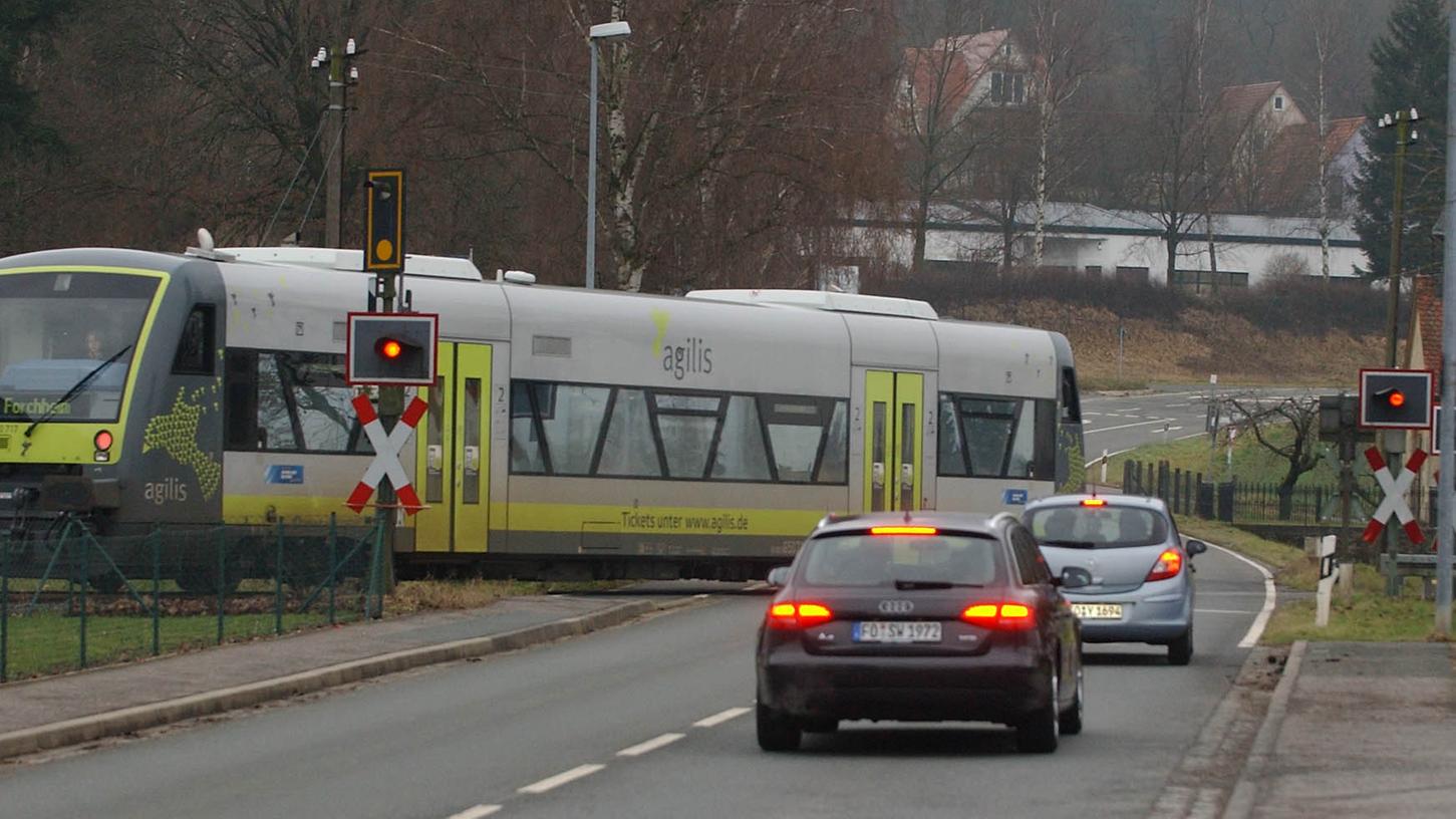 Ab Montag: Bahnübergang Ebermannstadt gesperrt