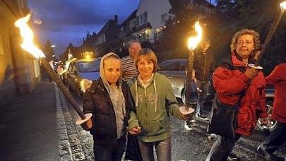Eigenes Heim wird 100 Eigenes Heim wird 100