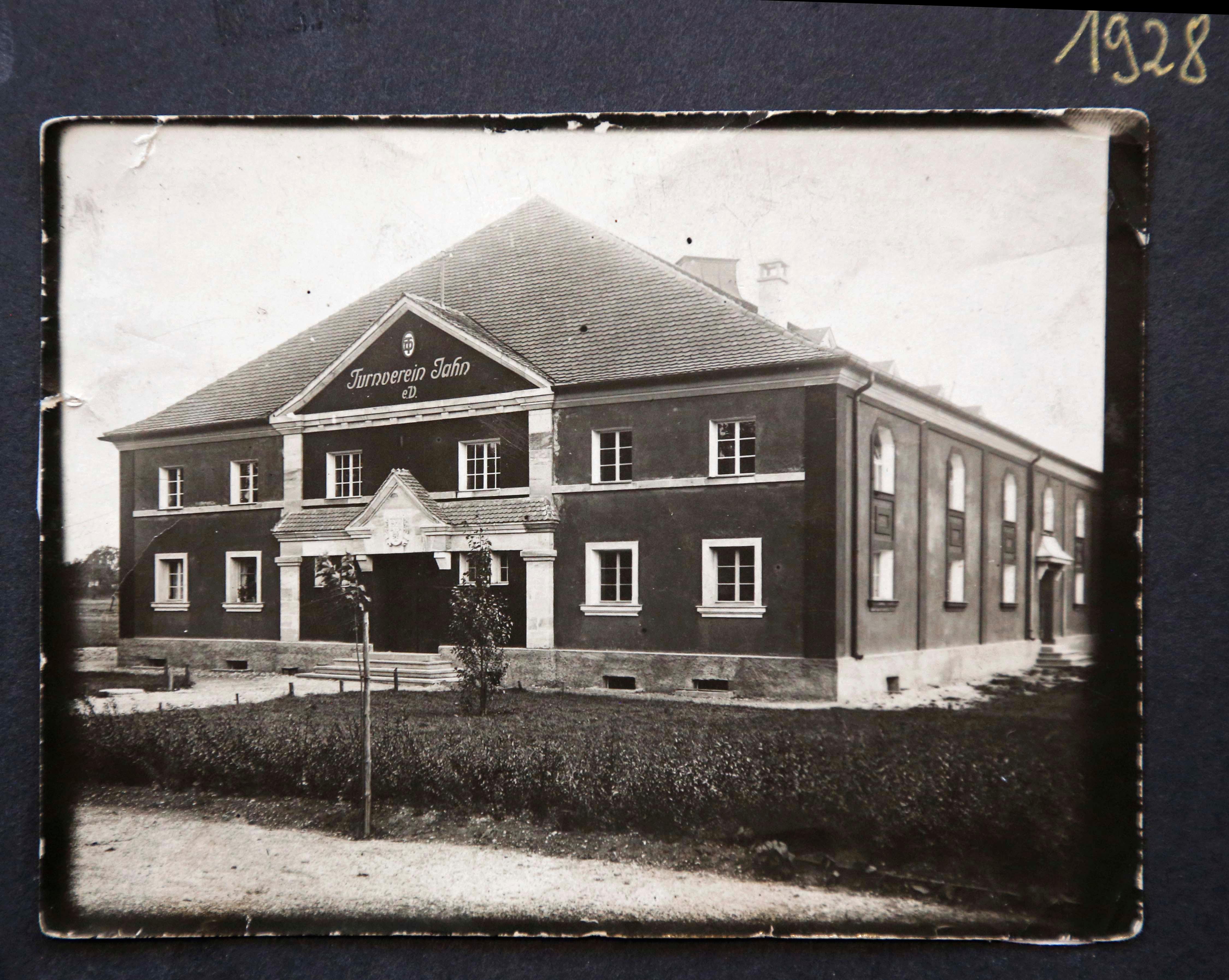 So sah die Jahnhalle 1928 aus.