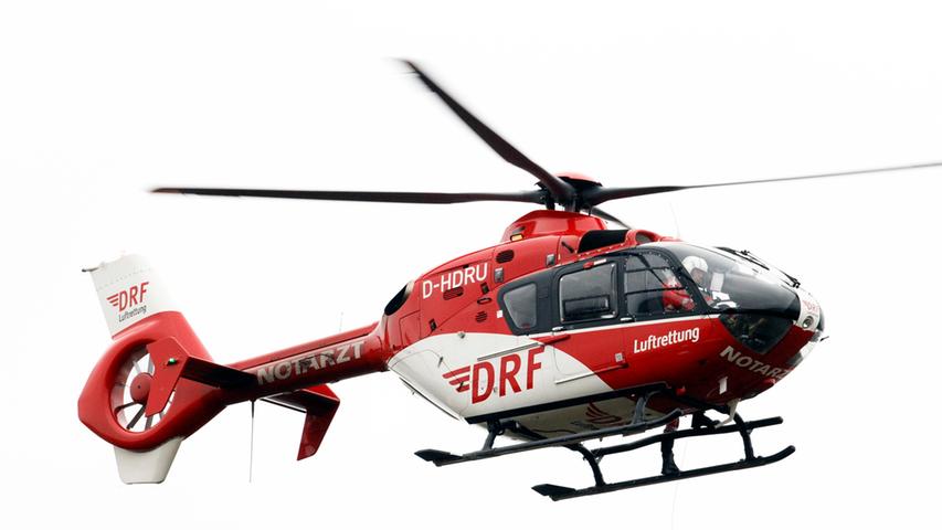 Windentraining mit Hubschrauber: Einsatzkräfte üben für den Notfall