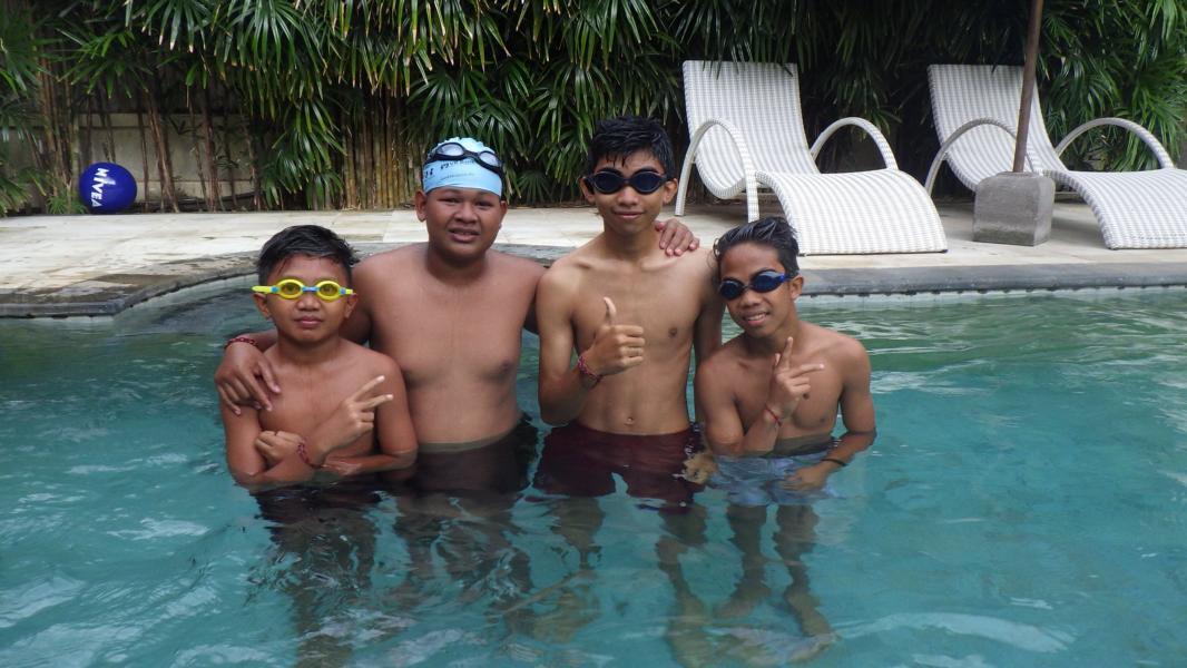 Schwimmbrillen aus Forchheim sind in Bali im Einsatz