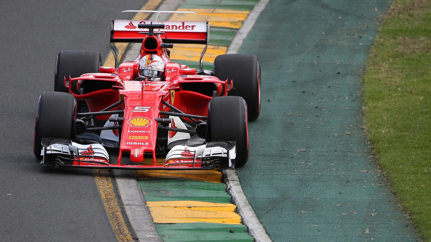 Am Sonntag gilt's: Sebastian Vettel und Ferrari wollen in Melbourne gut in die Saison starten.