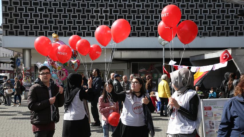 Hayir oder Evet? Türkischer Wahlkampf am Nürnberger Aufseßplatz