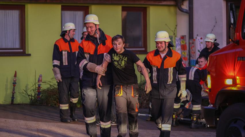 Brand im Physiksaal: Rettungskräfte proben Notfall