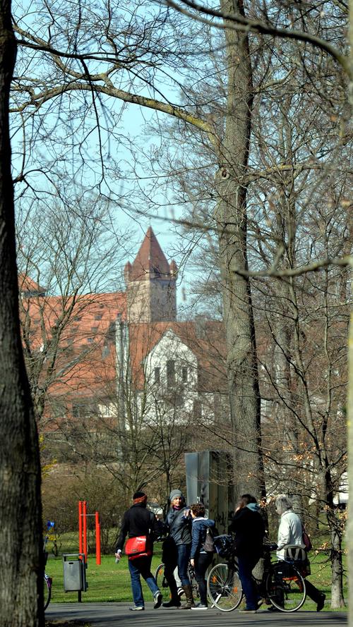 Geschichte für Alle: Rundgang durch Nürnberger Grünanlagen