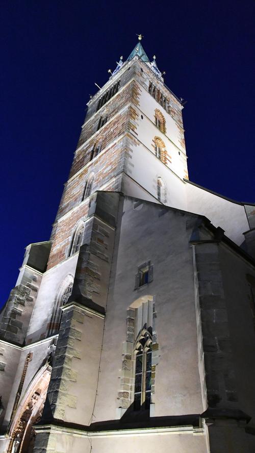 Neumarkter Münster St. Johannes strahlt in neuem Licht