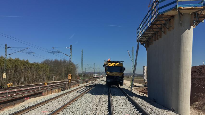 Der Blick Richtung Forchheimer Bahnhof. Dort wird im April begonnen, die neue Fußgängerunterführung von Westen her zu bauen. 40 Radstellplätze fallen weg.
