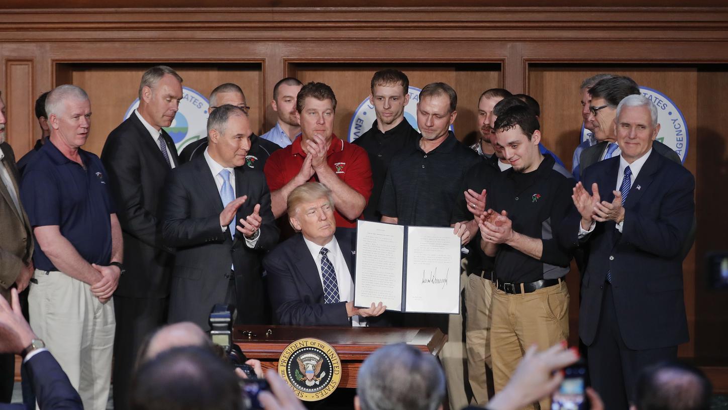 Trump unterzeichnet Dekret gegen Klimaschutz