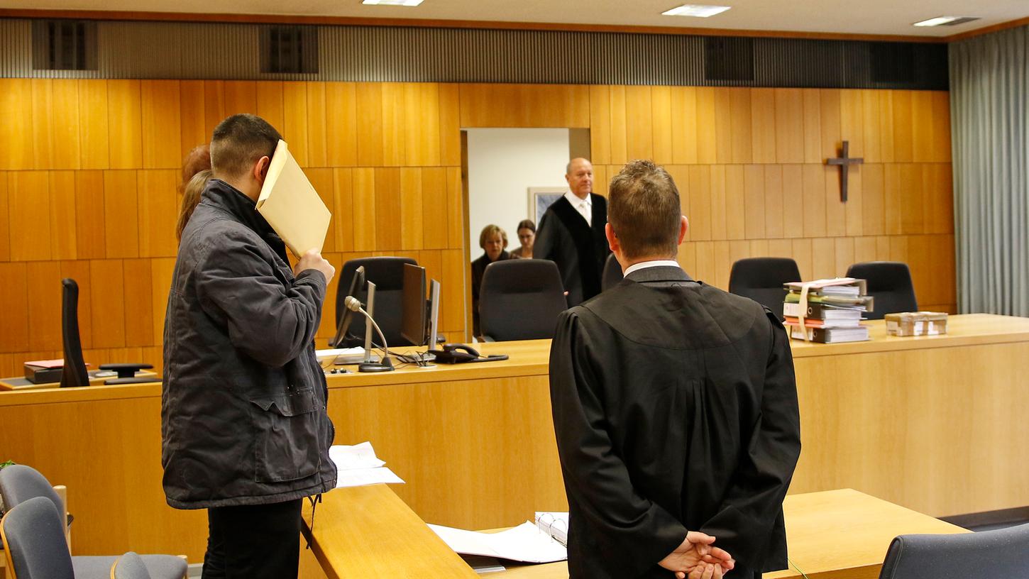 Die Jugendkammer des Landgerichtes Aschaffenburg hat zuvor an 14 Verhandlungstagen den Fall akribisch aufgerollt. (Symbolbild)