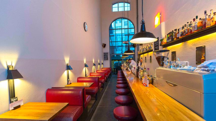 Mit Schirmchen und Strohhalm: Das ist Nürnbergs beliebteste Cocktailbar