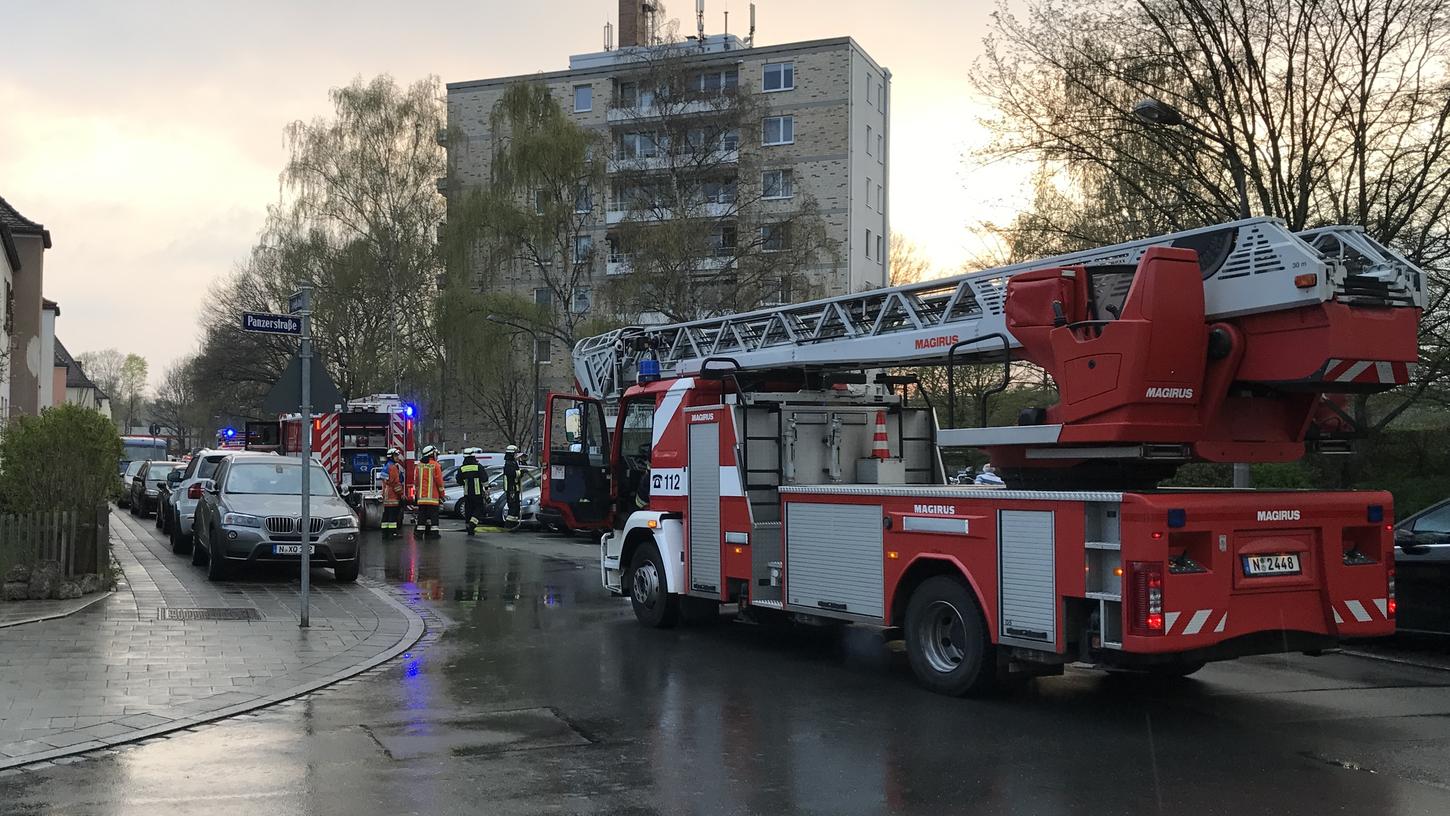 Flammen in der Werderau: Alarm im siebten Obergeschoss
