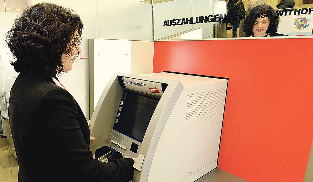 Aufregung um Gebühren bei der Sparkasse MittefrankenSüd